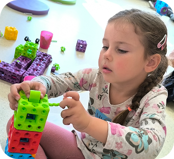 Dzieci podczas warsztatów SCUBE